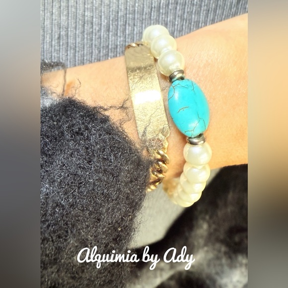 Alquimia Jewelry - Pearls and turquoise beaded bracelet